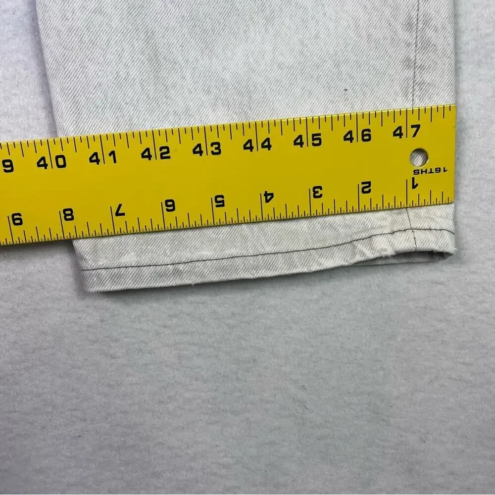 Vintage Levi's 501 Jeans Mens W33 L30 Straight Leg Light Wash Made in USA